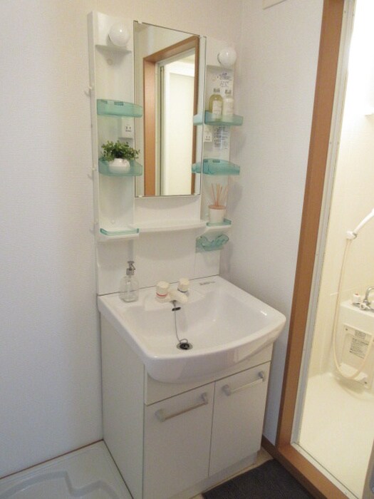 物件内観写真13　(洗面)