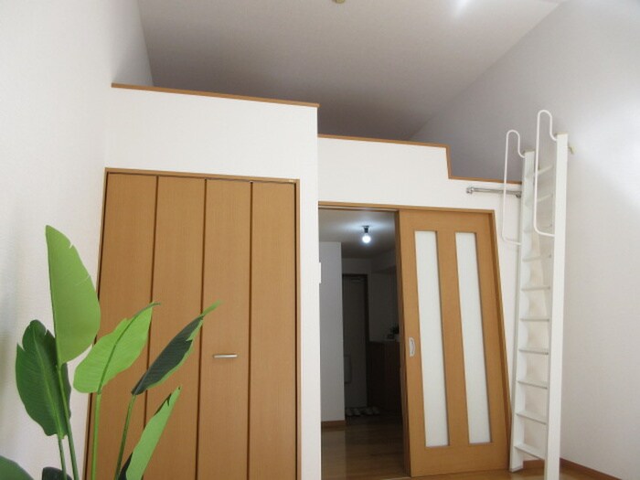 物件内観写真18　(ロフト)