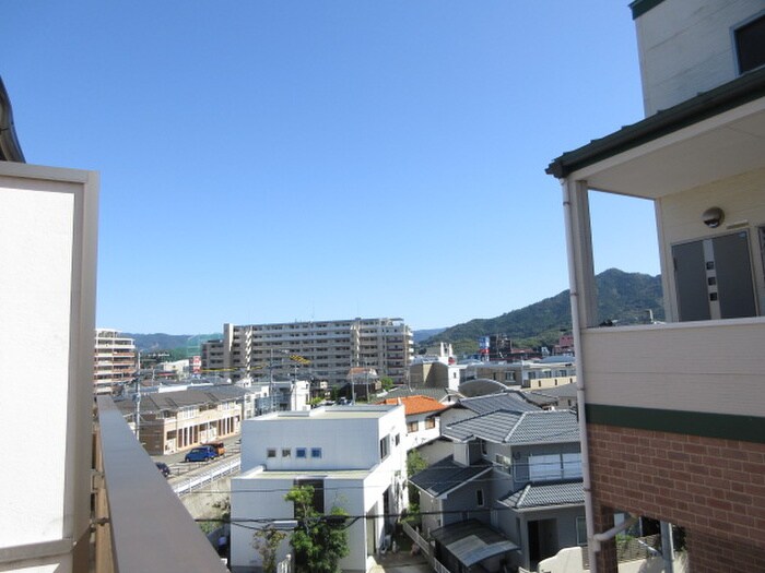 物件内観写真20　(室内からの展望)