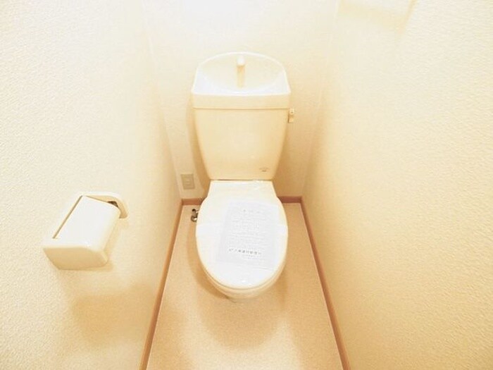 物件内観写真6　(トイレ)