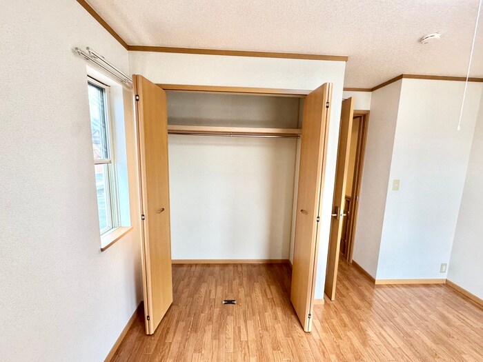 物件内観写真11　(収納)