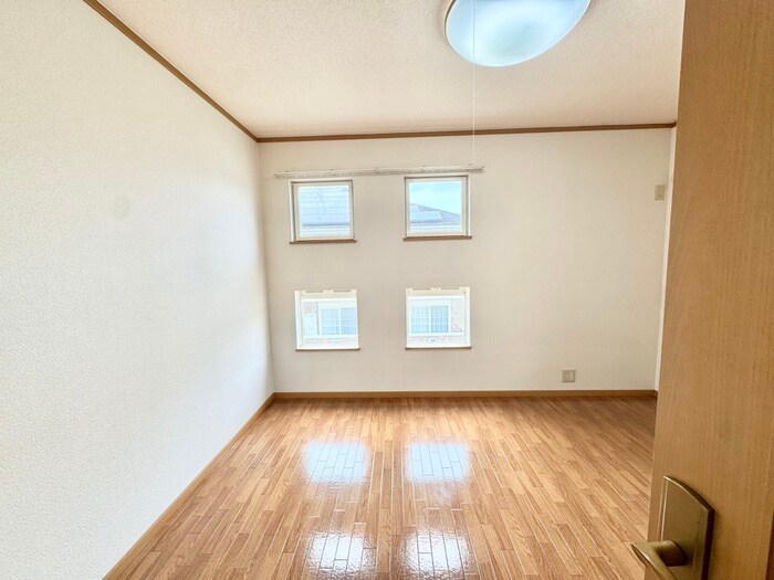 物件内観写真16　(内観写真)