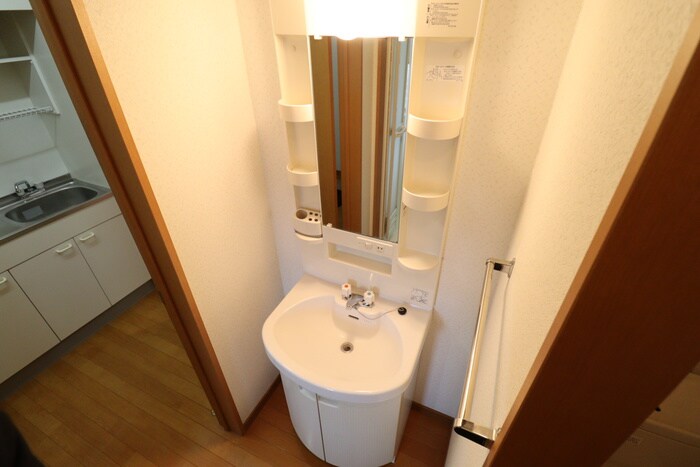 物件内観写真12　(洗面)