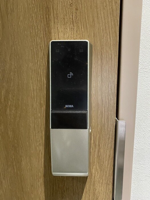 物件内観写真21　(玄関)