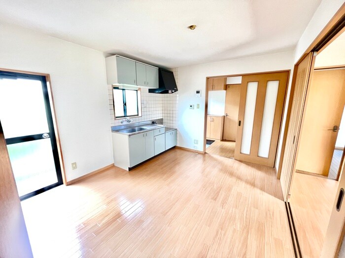 物件内観写真4　(居室)