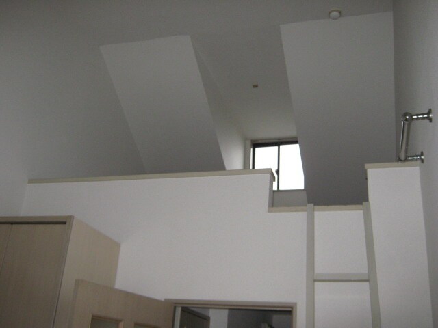 物件内観写真11　(ロフト)