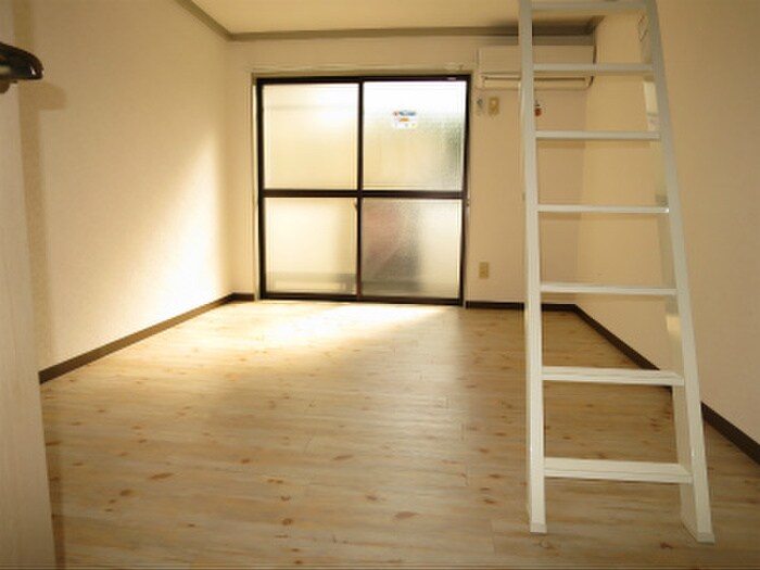 物件内観写真16　(居室)