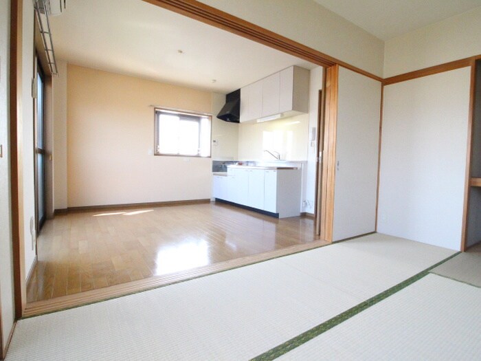 物件内観写真7　(居室)