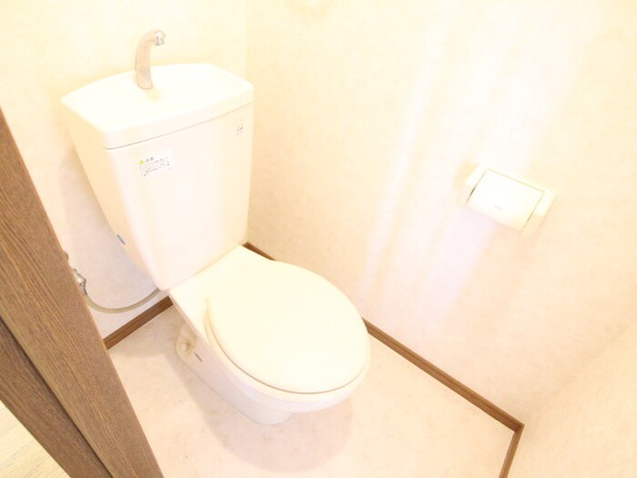 物件内観写真16　(トイレ)