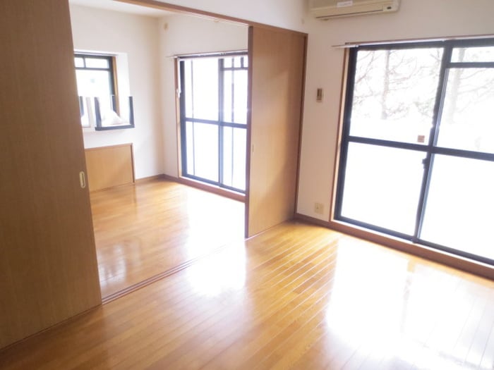 物件内観写真7　(居室)