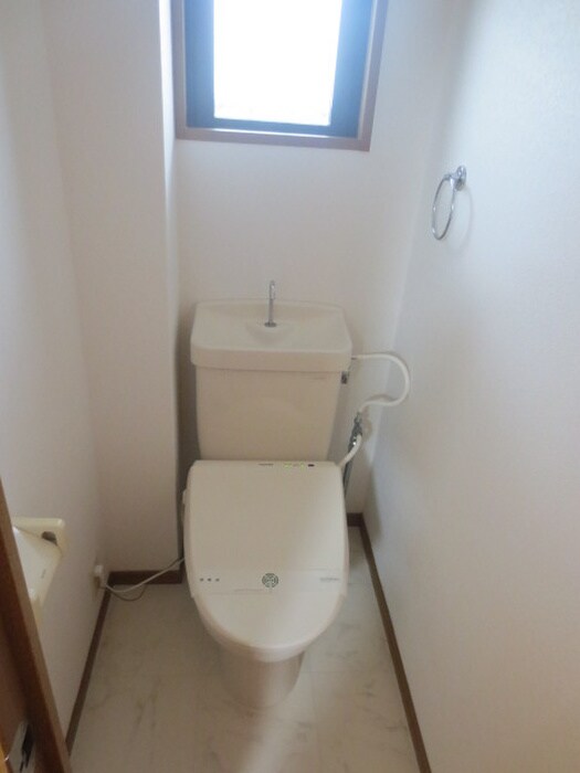 物件内観写真14　(トイレ)