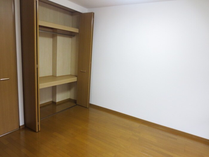 物件内観写真22　(居室)