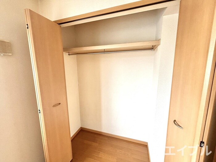 物件内観写真13　(収納)