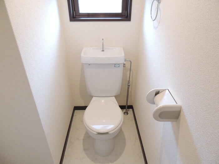 物件内観写真12　(トイレ)