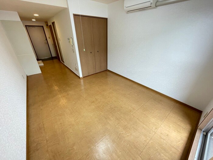 物件内観写真5　(居室)