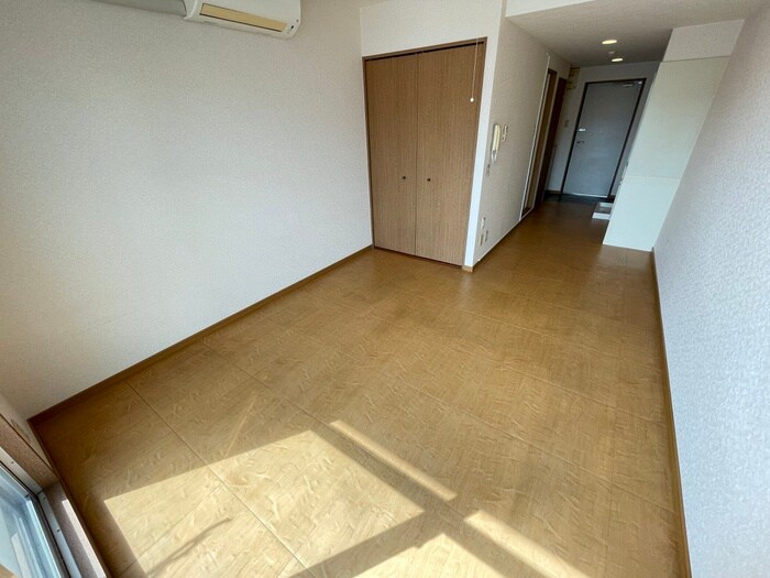 物件内観写真5　(居室)