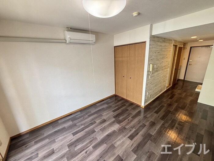 物件内観写真6　(居室)