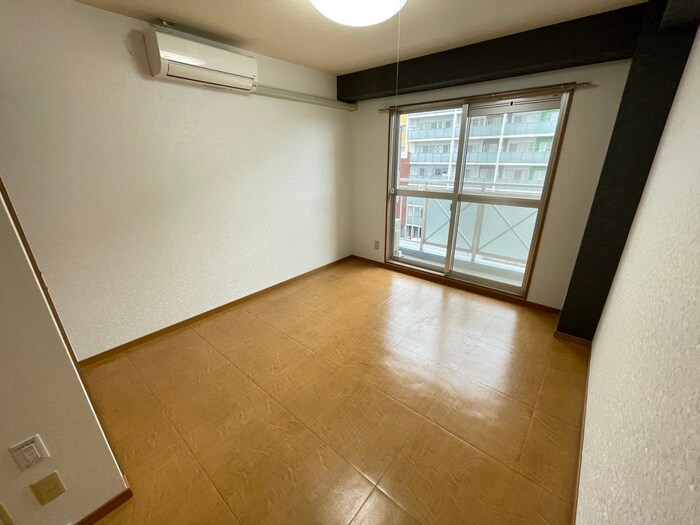 物件内観写真6　(居室)