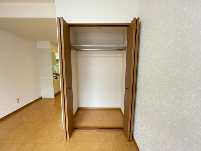 物件内観写真8　(収納)