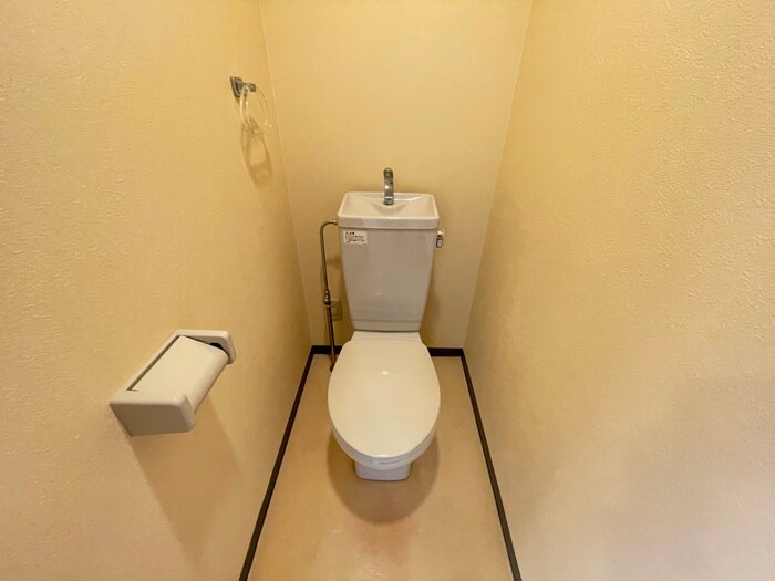 物件内観写真10　(トイレ)