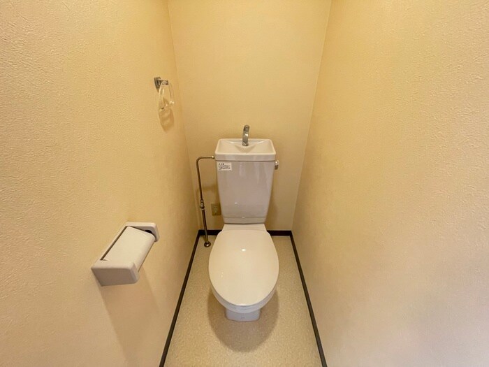 物件内観写真10　(トイレ)