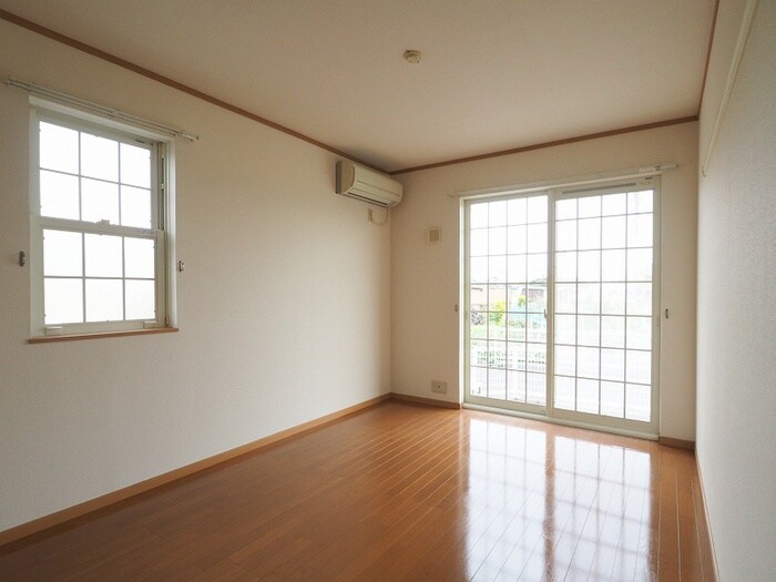 物件内観写真11　(居室)