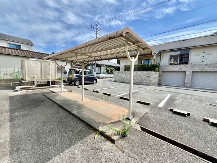 物件外観写真2　(駐輪場)