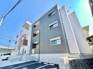 シュロス陣原外観写真