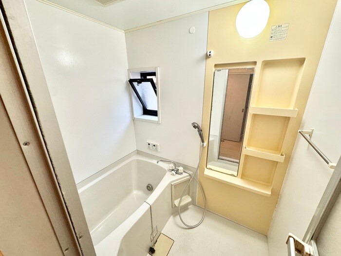 物件内観写真6　(バス／シャワールーム等)