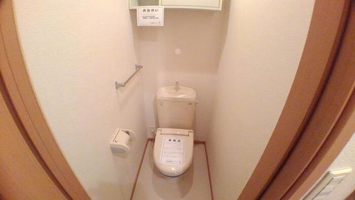 物件内観写真8　(トイレ)