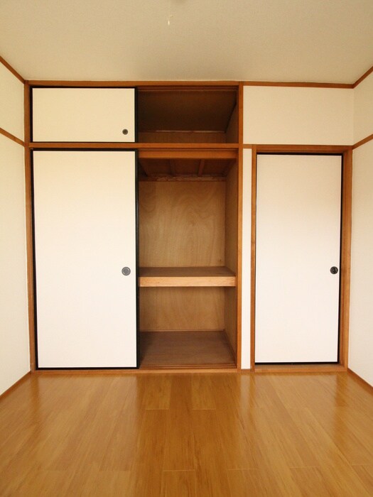 物件内観写真10　(収納)