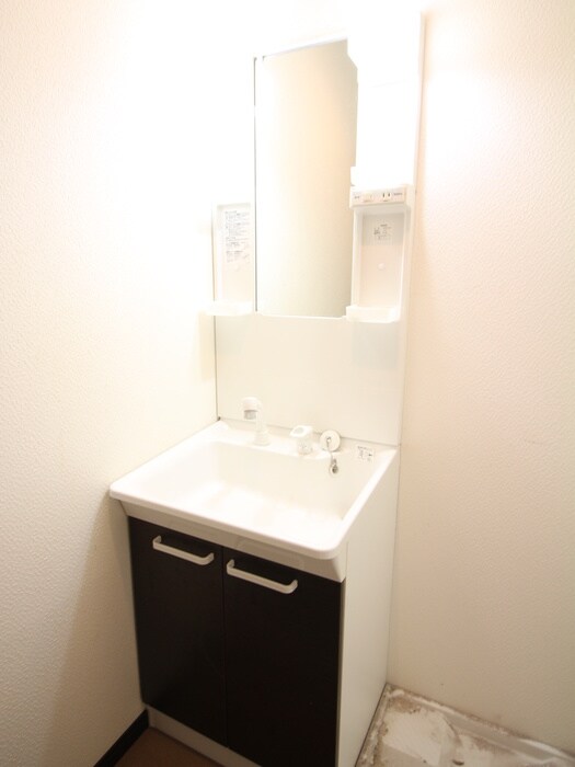 物件内観写真9　(洗面)