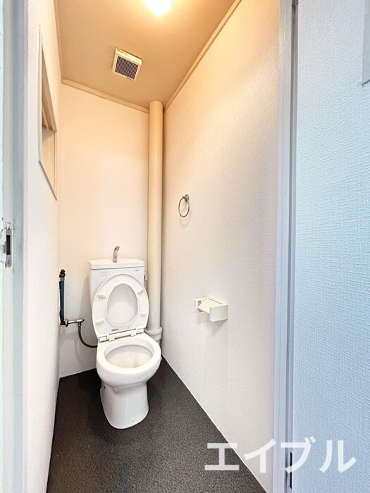 物件内観写真8　(トイレ)