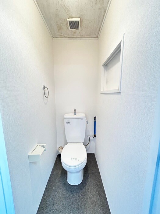 物件内観写真8　(トイレ)