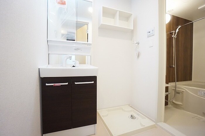 物件内観写真12　(洗面)