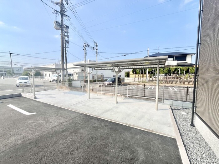 物件外観写真3　(駐輪場)