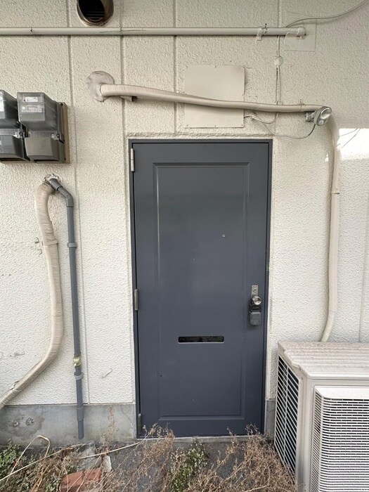 物件内観写真8　(玄関)