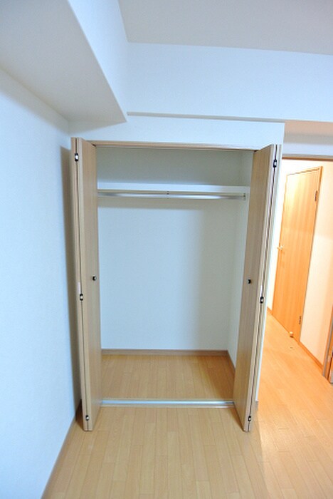 物件内観写真12　(収納)