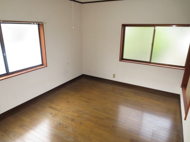 物件内観写真8　(居室)