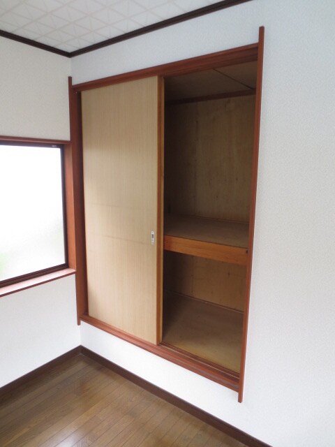 物件内観写真9　(収納)