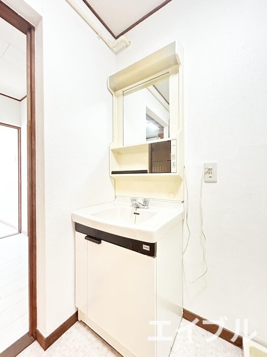 物件内観写真7　(洗面)