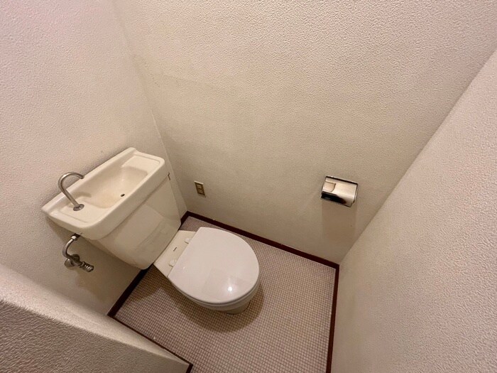 物件内観写真11　(トイレ)