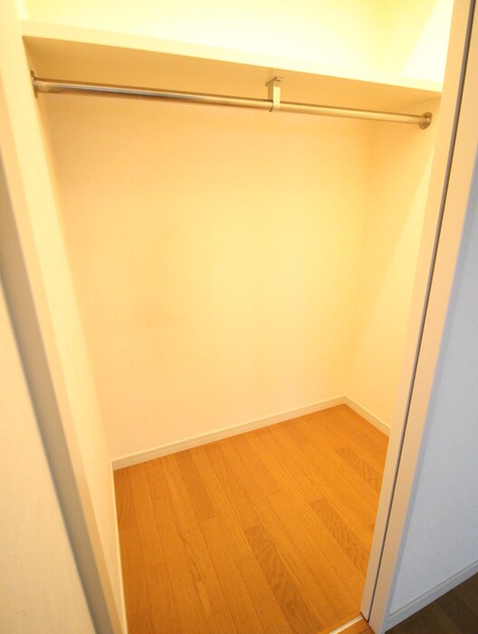 物件内観写真12　(収納)