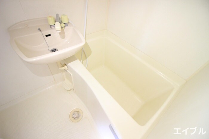 物件内観写真9　(バス／シャワールーム等)