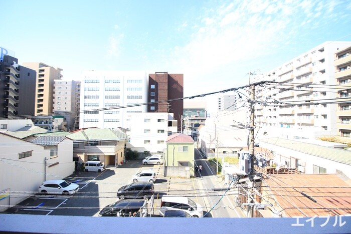 物件内観写真22　(室内からの展望)