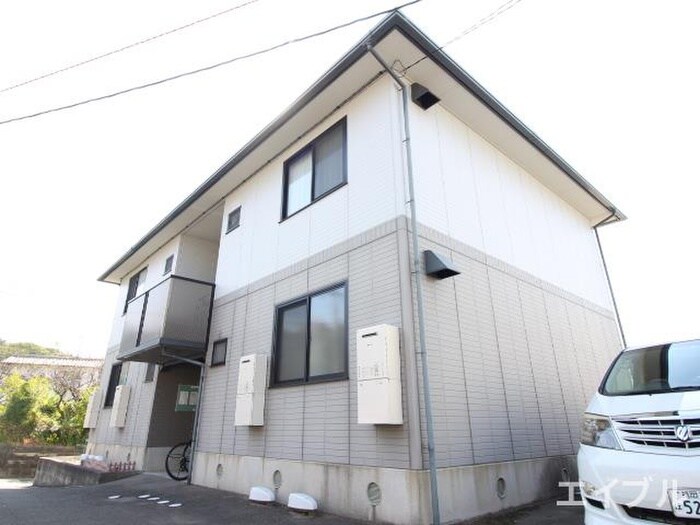 物件外観写真4　(エントランス部分)