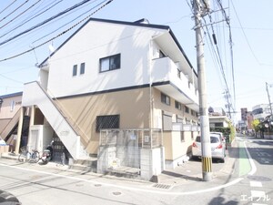 コスモポラリス外観写真