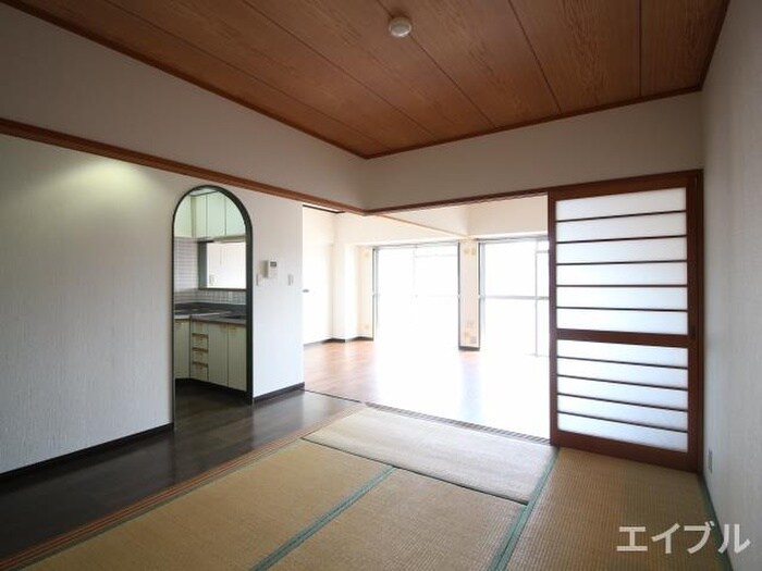 物件内観写真8　(居室)