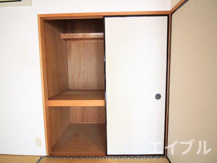 物件内観写真15　(収納)