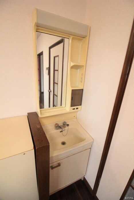 物件内観写真12　(洗面)